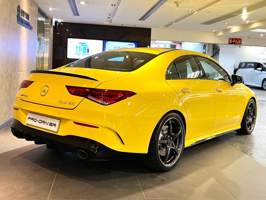 CLA35 AMG 4MATIC COUPE - Image 2